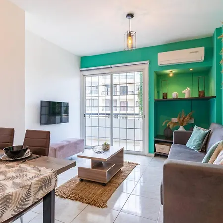 Araminta 2-br & Balcony In Apartman *