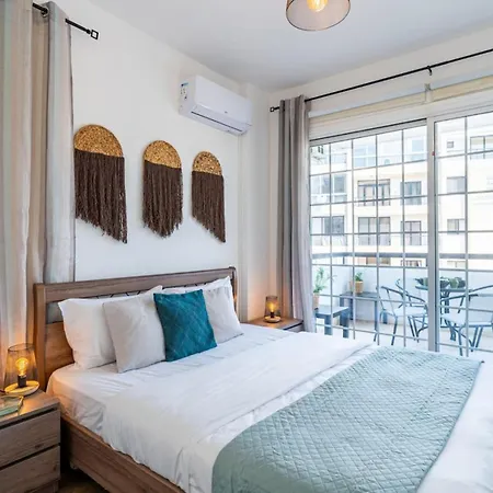 Araminta 2-br & Balcony In Apartman *